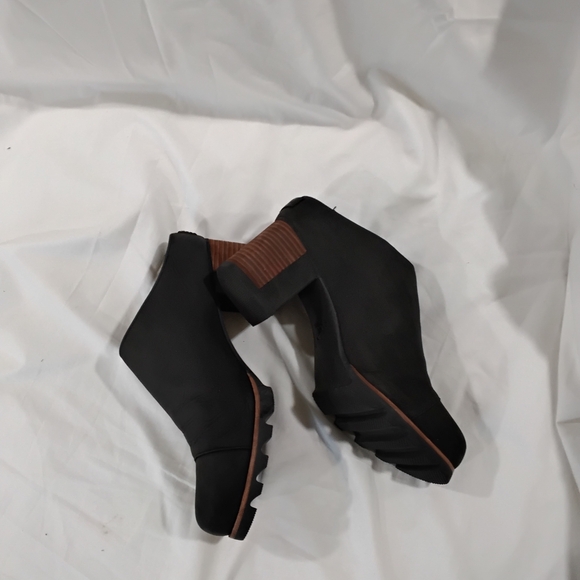 Sorel Wome's Black Mules Comfortable Stylish Footwear Size 8 - Picture 3 of 7